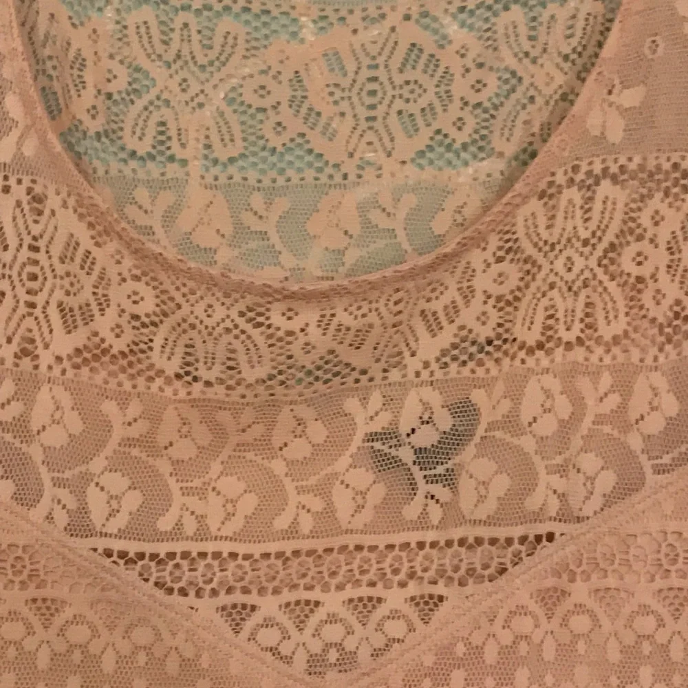 Torrid Lace Cold Shoulder blouse - Picture 4 of 4